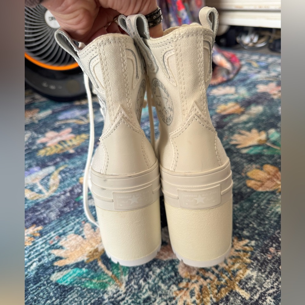 NWOT Converse White Western Heel Lace-Up Platform Ankle Boots - Picture 6 of 9